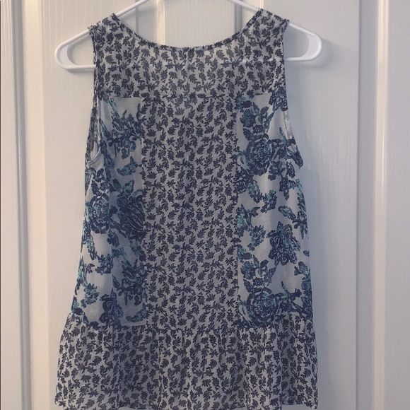 Flowy Tank Top - Picture 2 of 2